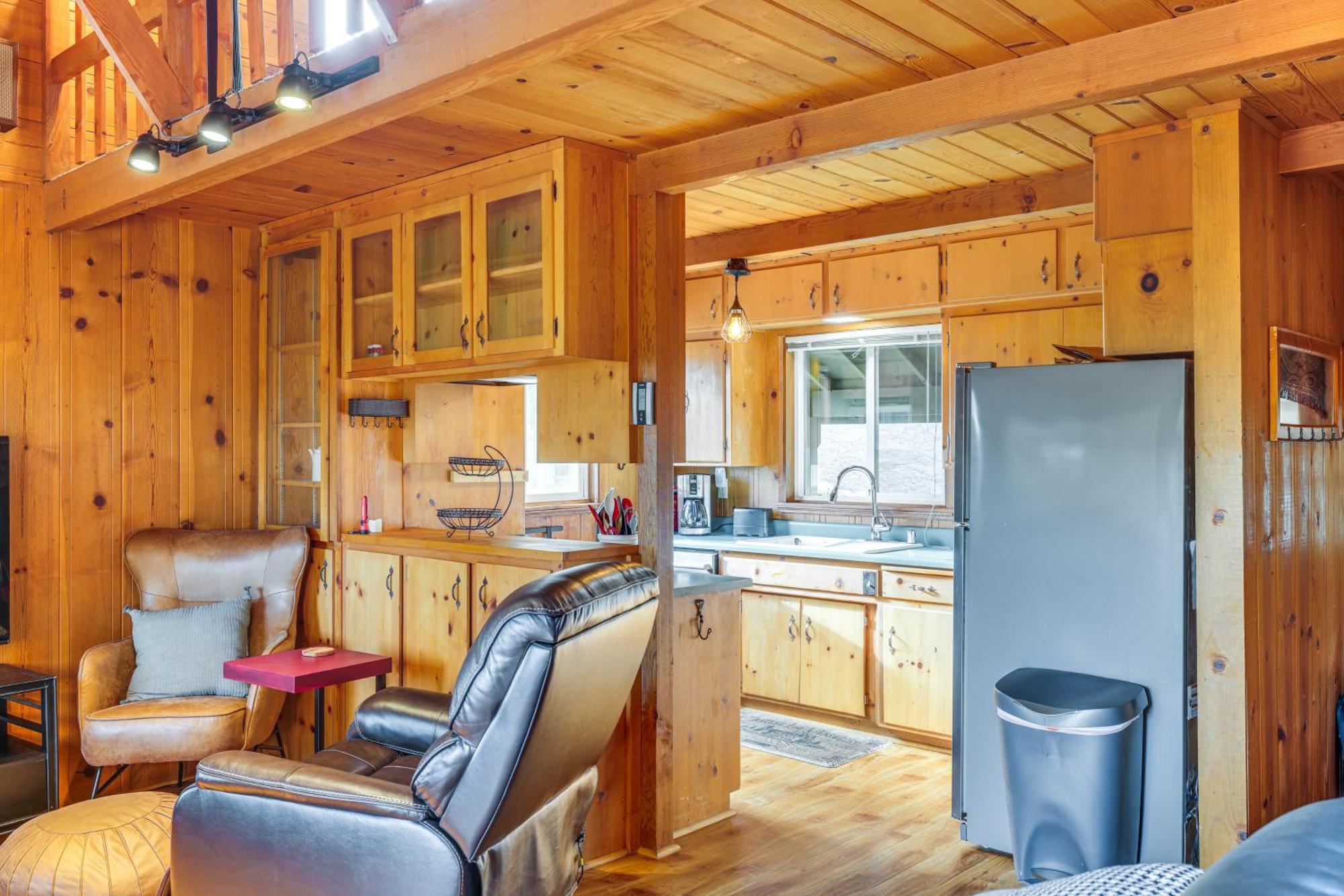 Cozy 18 Mi To Dodge Ridge! *